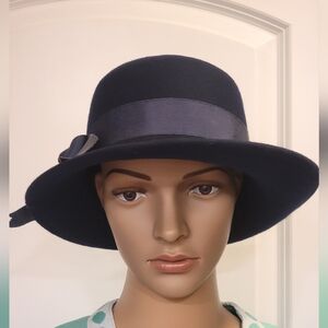 Vtg Street Smart By Betmar Dark Blue 100% Wool Felt Hat w/Ribbon Made In USA